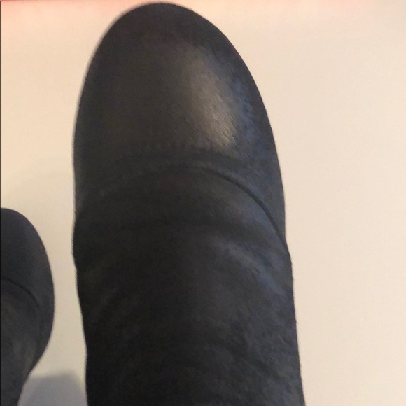 CHANEL Black chunky heel booties worn size10.5 - Picture 5 of 7